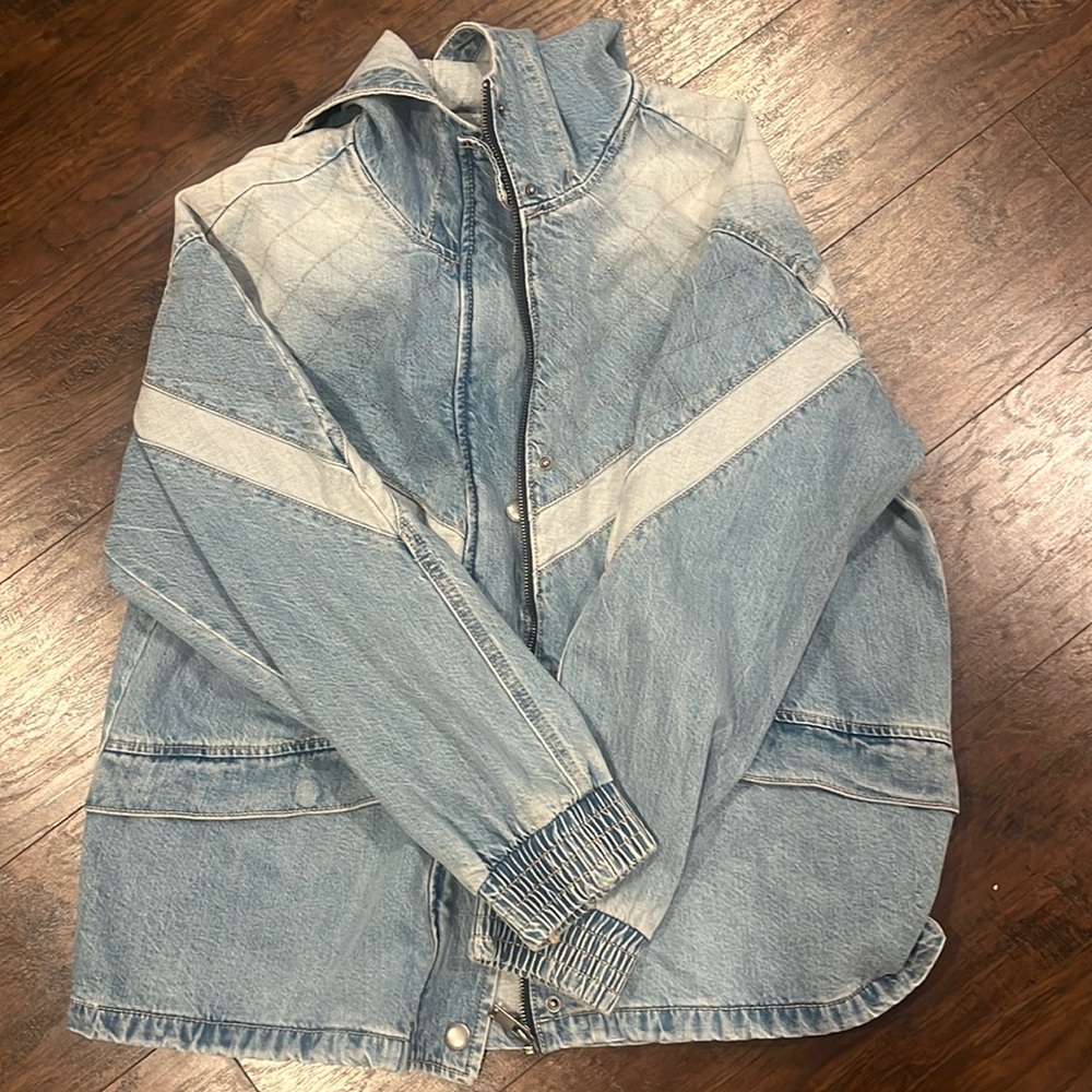 AMERICAN EAGLE Oversized Jean Jacket